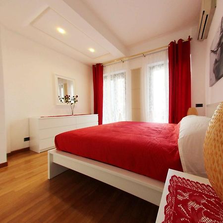 Apartment De Rossi Bari Luaran gambar