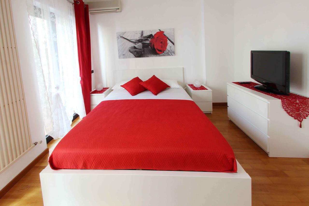 Apartment De Rossi Bari Luaran gambar